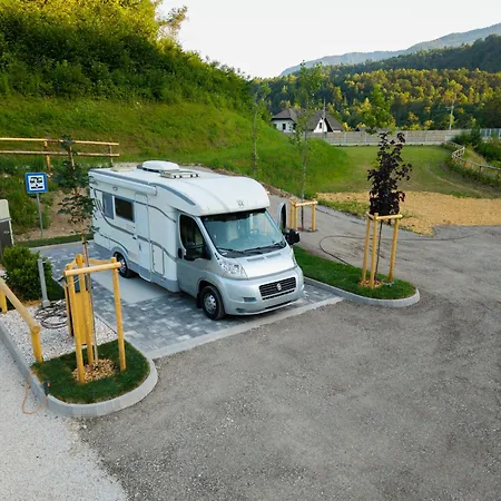 Barbana Lipizzans Camper Park - Pitches For Campers And Tents Camping Radovljica