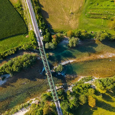 Κάμπινγκ Barbana Lipizzans Camper Park - Pitches For Campers And Tents Radovljica