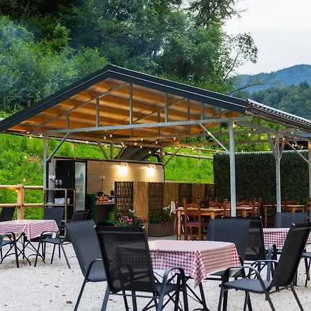 Kamp Barbana Lipizzans Camper Park - Pitches For Campers And Tents *