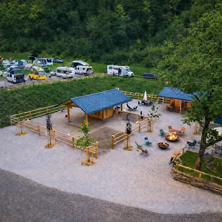 Barbana Lipizzans Camper Park - Pitches For Campers And Tents Радовлица