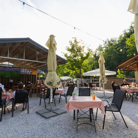 Кемпинг Barbana Lipizzans Camper Park - Pitches For Campers And Tents