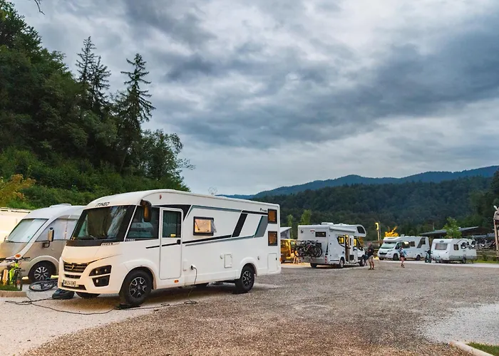 Barbana Lipizzans Camper Park - Pitches For Campers And Tents Radovljica