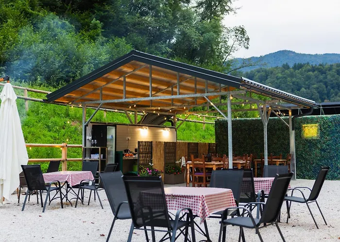 Kamp Barbana Lipizzans Camper Park - Pitches For Campers And Tents *