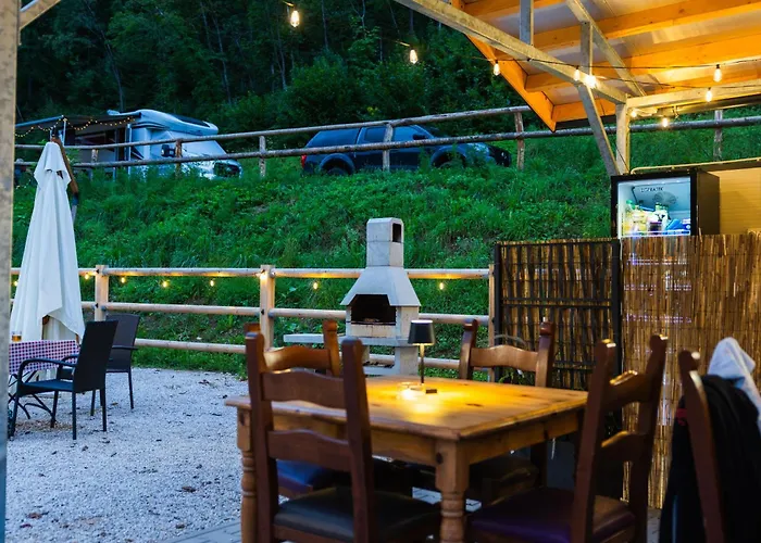 Barbana Lipizzans Camper Park - Pitches For Campers And Tents キャンプ場 *