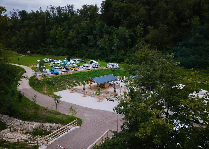 Kemp Barbana Lipizzans Camper Park - Pitches For Campers And Tents *