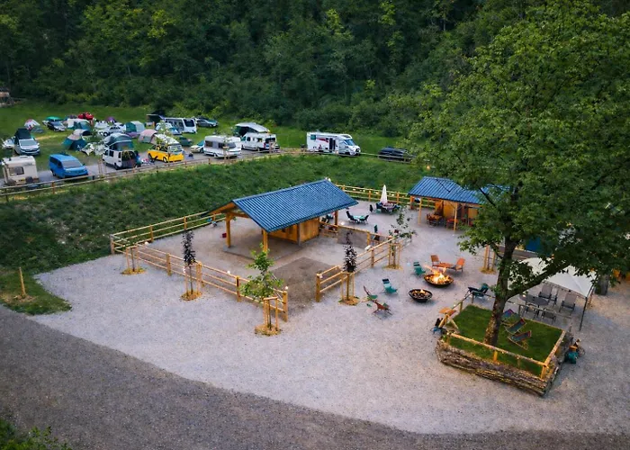 Barbana Lipizzans Camper Park - Pitches For Campers And Tents ラドヴリツァ
